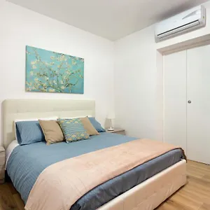 centre-apartment-grotte-bianche-2.catania-hotels.net/