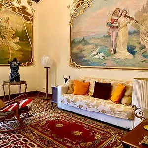 sake-maison-de-charme-where-catania-meets-old-and-new.taorminaitalyhotels.com/